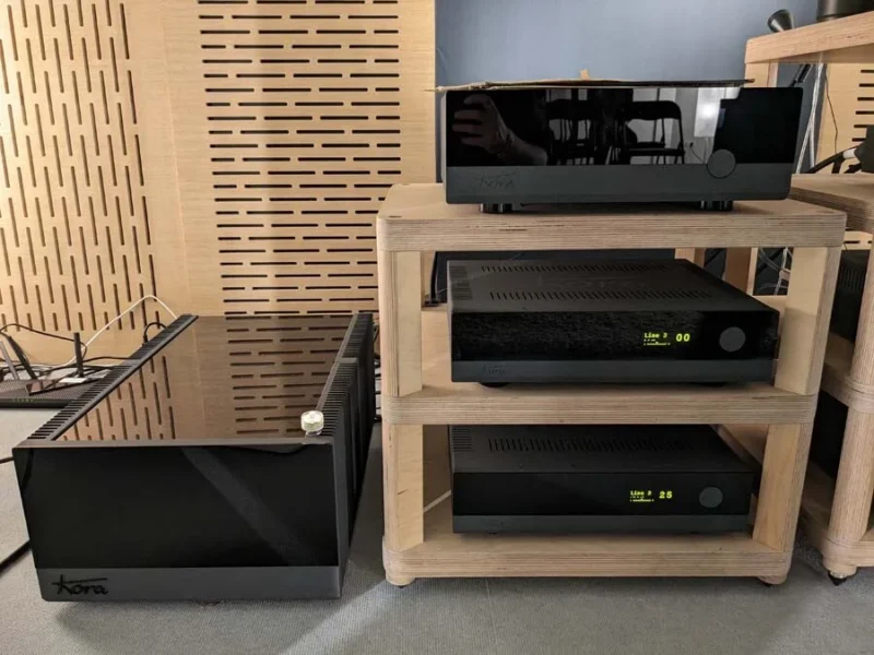 Kora CSA 270 : 1 x 200 W