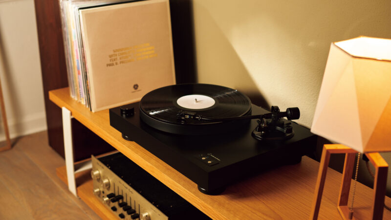 פטיפון Audio-Technica AT-LP8X